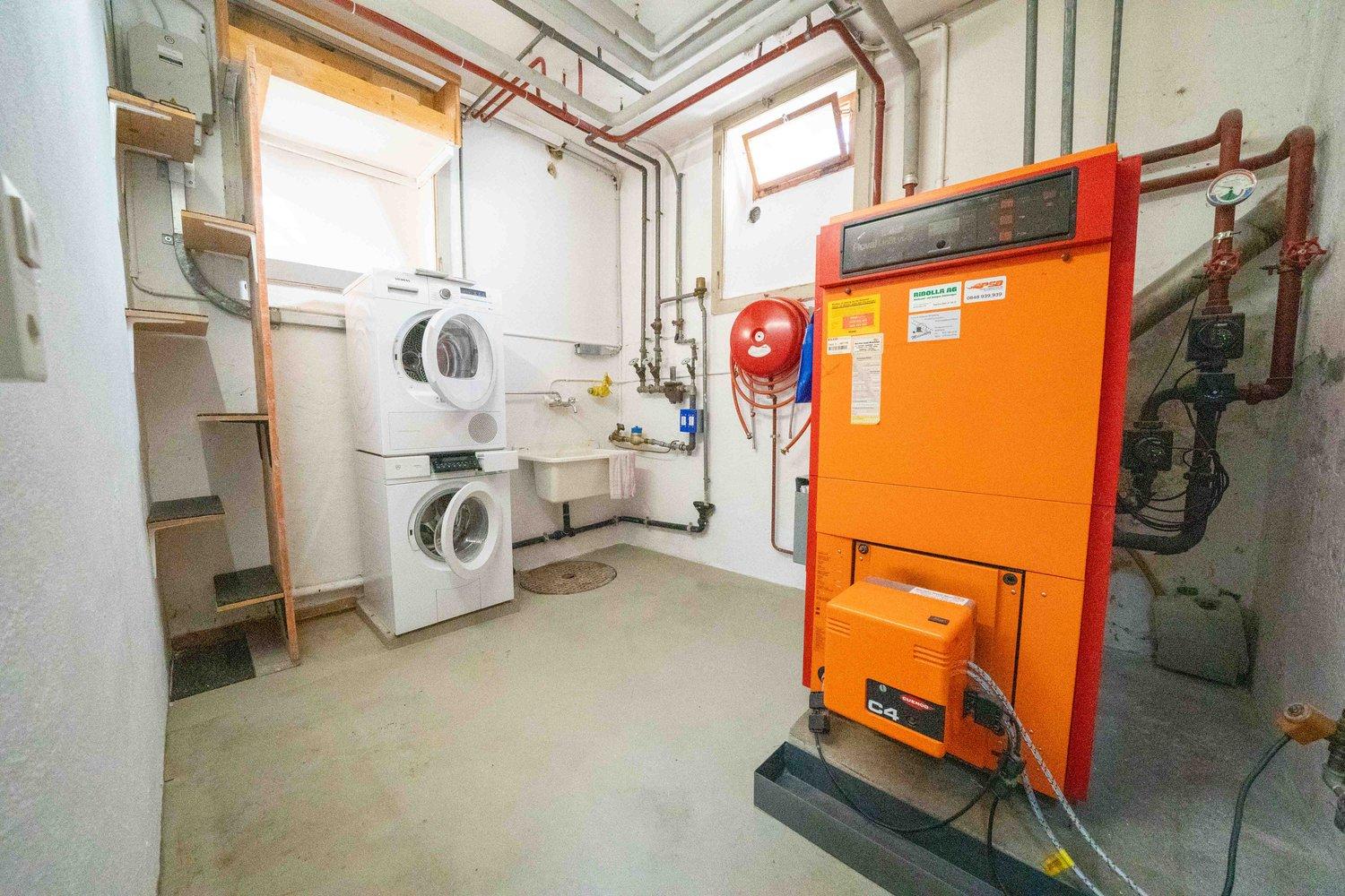 Attraktives Bauland mit Entwicklungspotenzial & Projektstudie – zentrale Lage in Rüti ZH