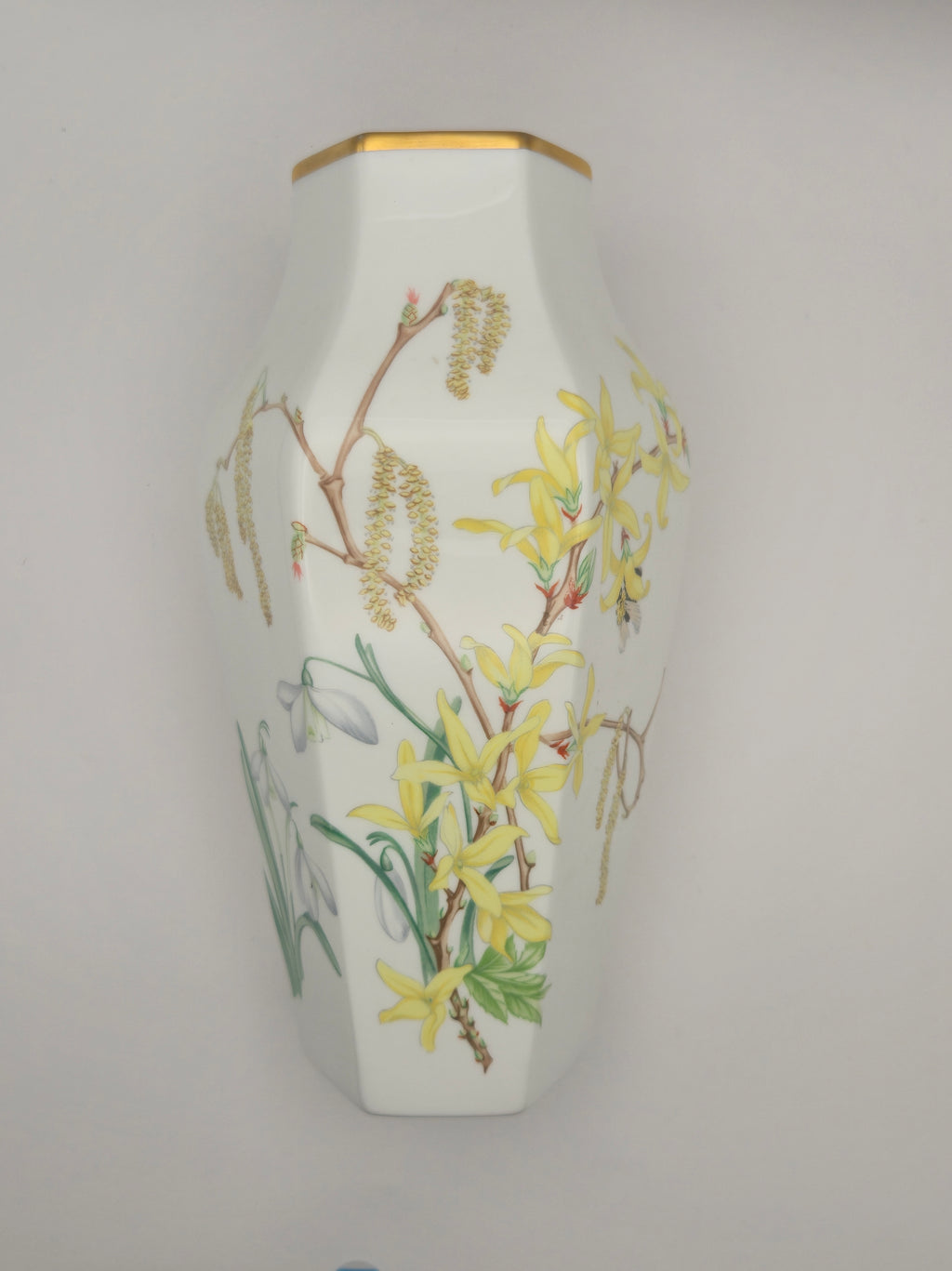 Wedgwood RHS Vase Bone China 1979