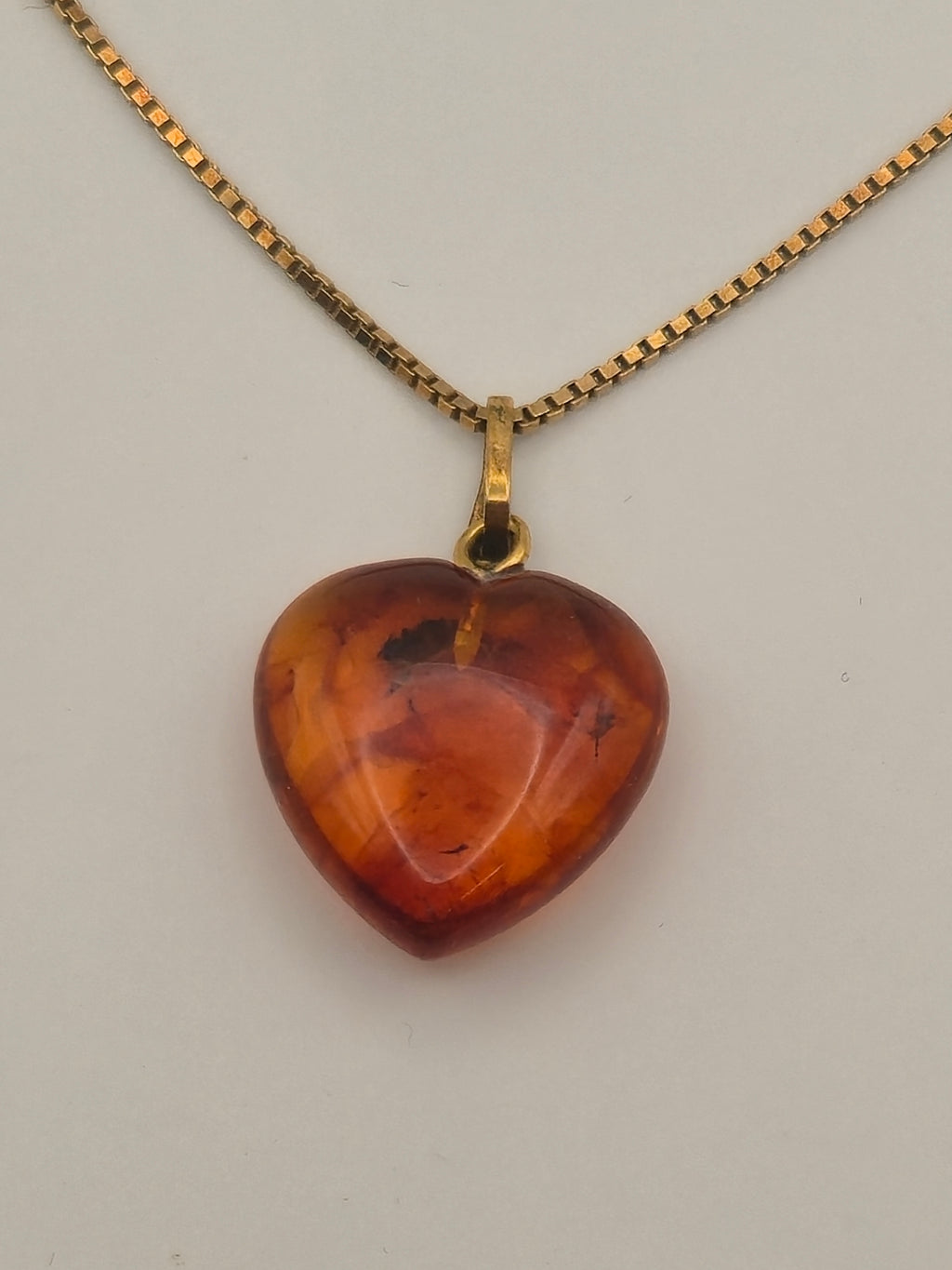 Goldkette 750 mit Bernstein Herz-Anhänger
