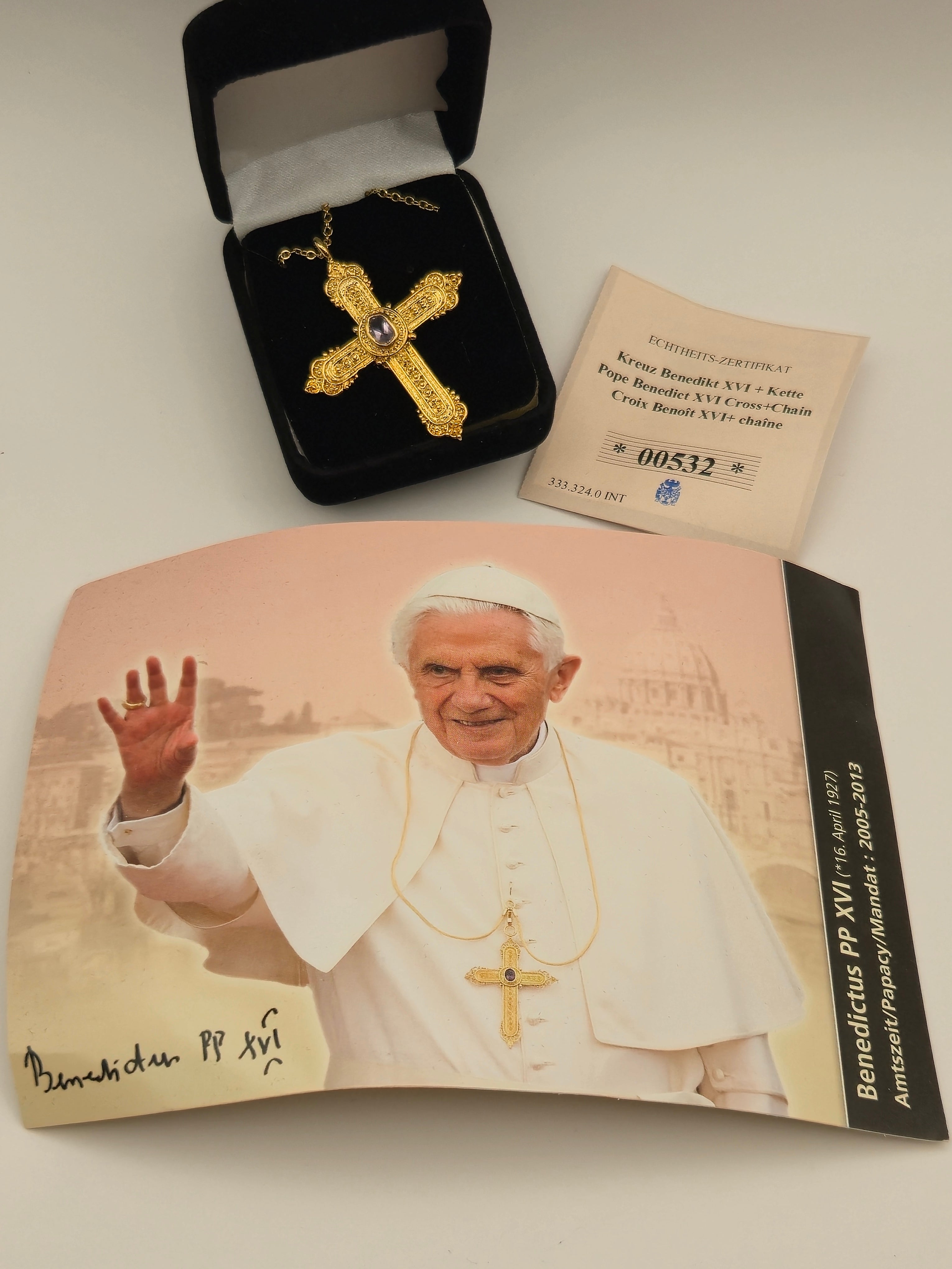 Kreuz Benedikt XVI – Limitierte Edition Nr. 00532