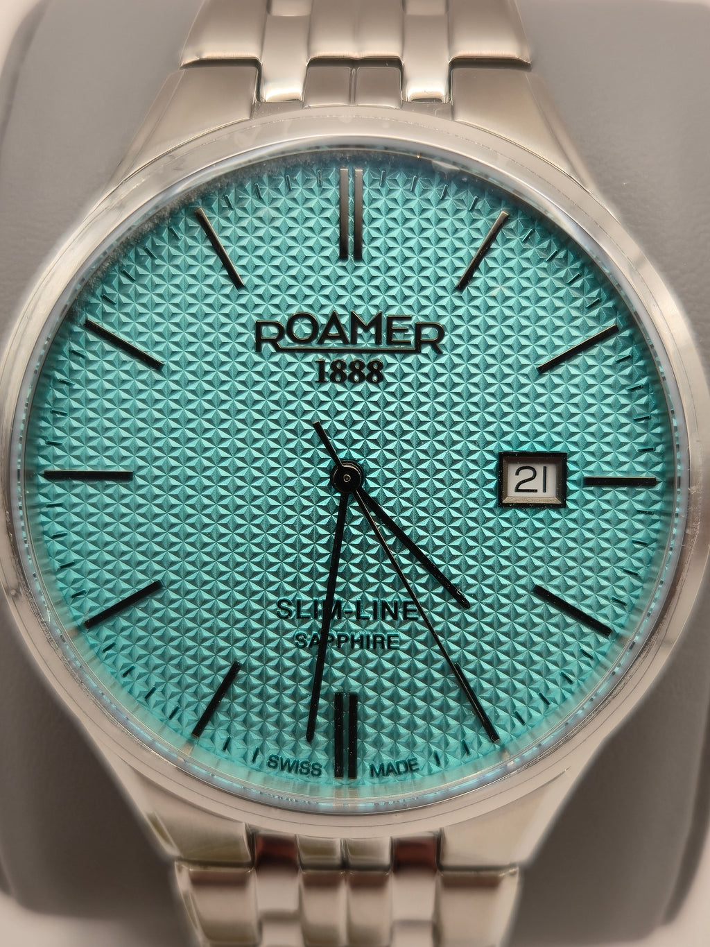 Roamer 1888 Slim-Line Sapphire – Tiffany Blau