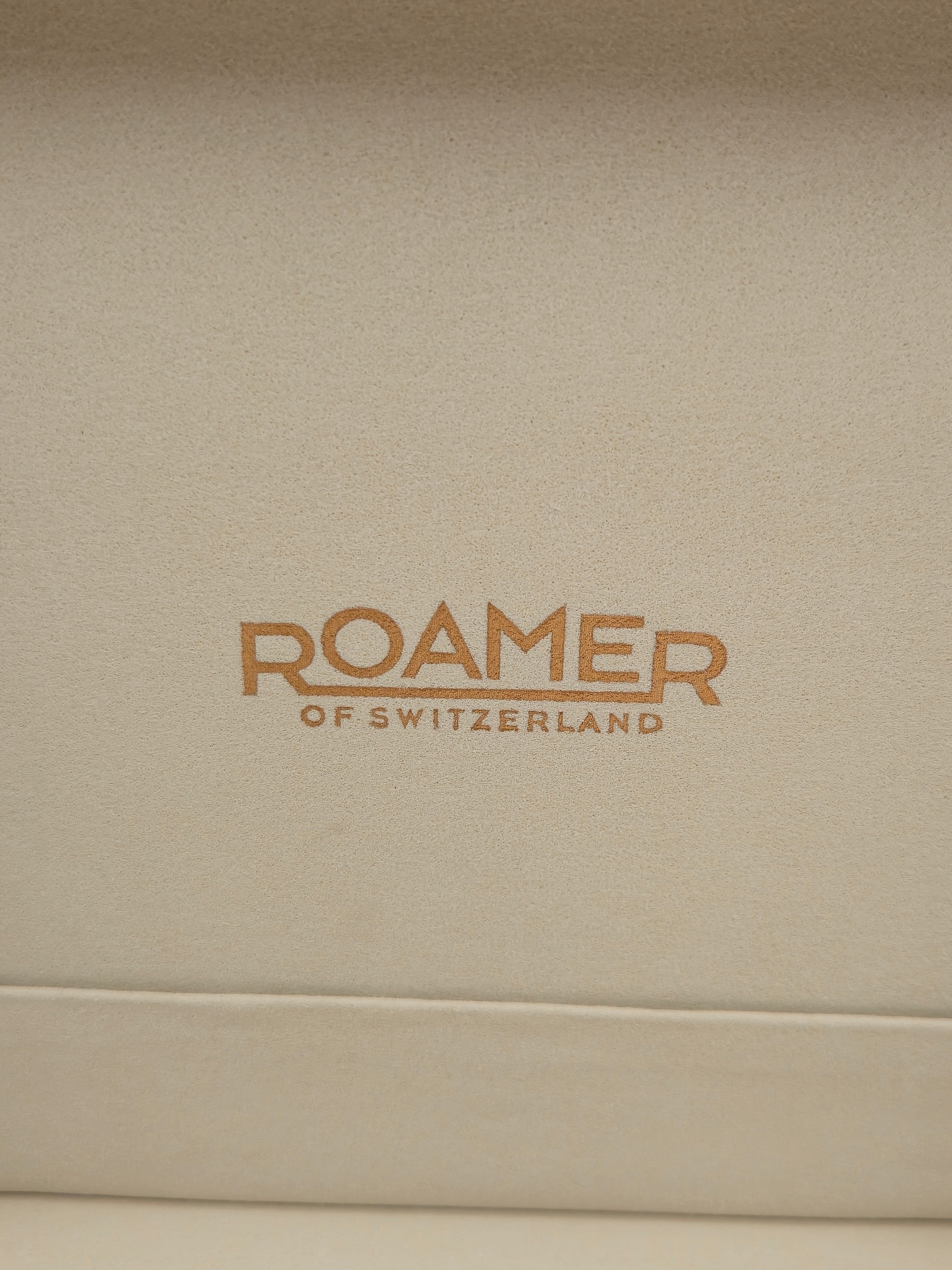 Roamer Valais Sapphire – Rot/Fuchsia – Diamant – Set
