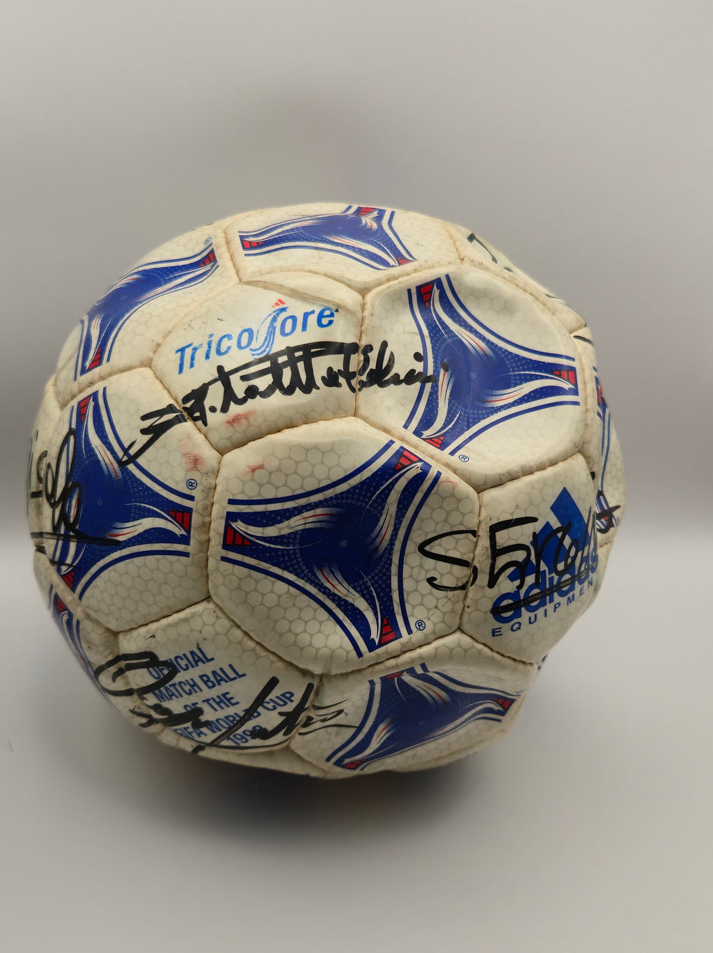 Adidas Tricolore FIFA WM 1998 Spielball AC Milan Teamsigniert