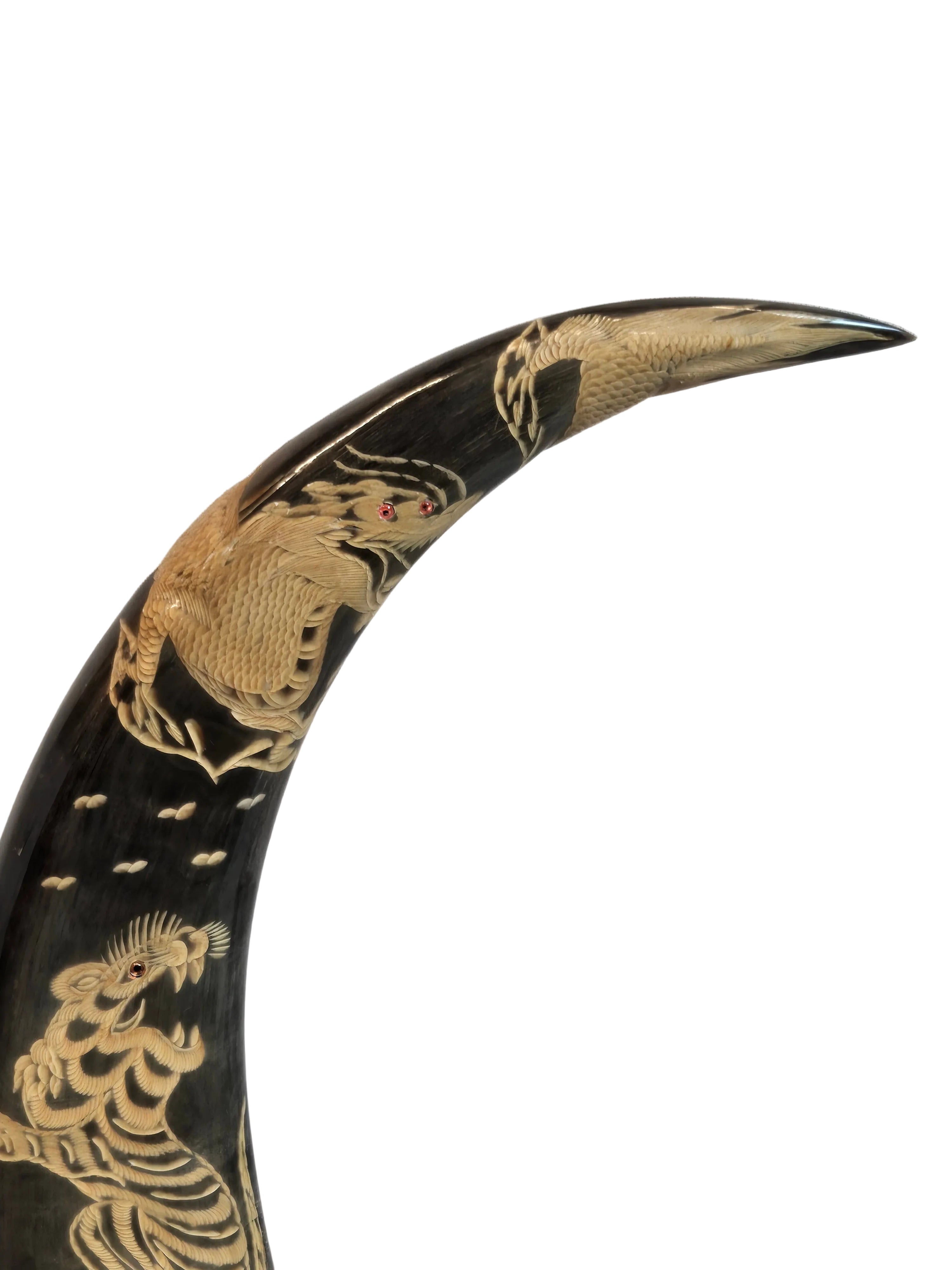Graviertes Büffelhorn Paar Drachen Tiger