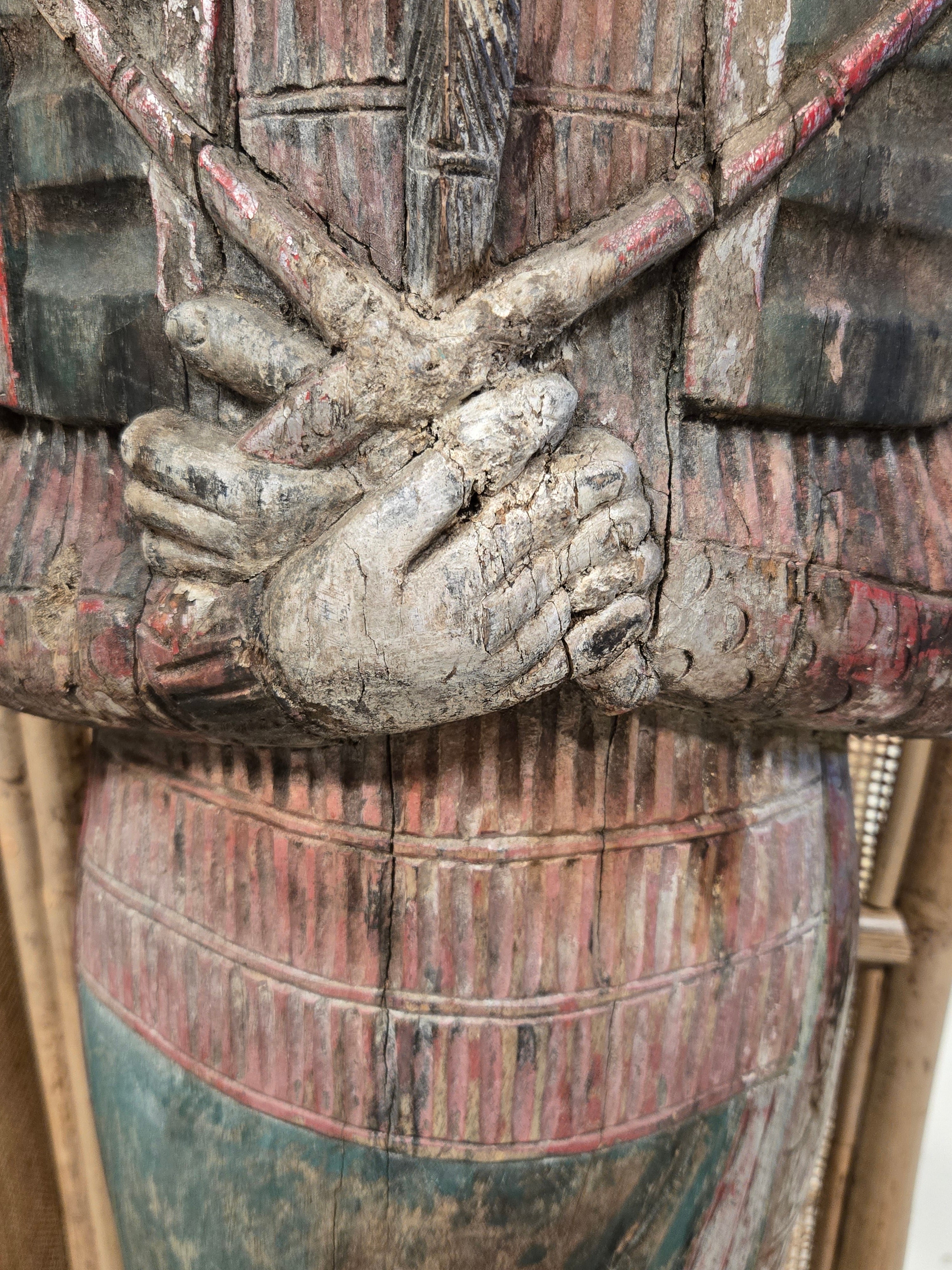 Grosse Ägyptische Pharao Holzfigur Mumienform — AKTUALISIERT