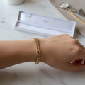Goldarmband – Breites Panzerarmband – Gelbgold – Höfer Goldschmied Solothurn – Mit Originaletui