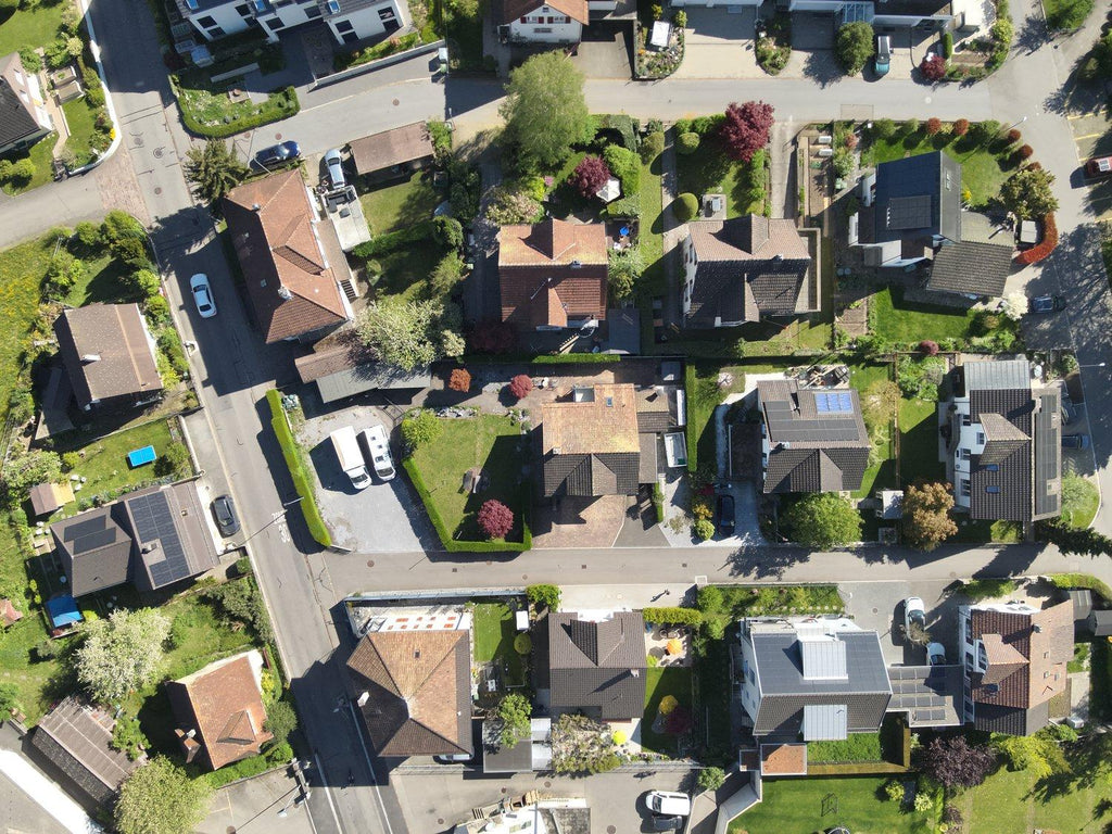 Attraktives Bauland mit Entwicklungspotenzial & Projektstudie – zentrale Lage in Rüti ZH