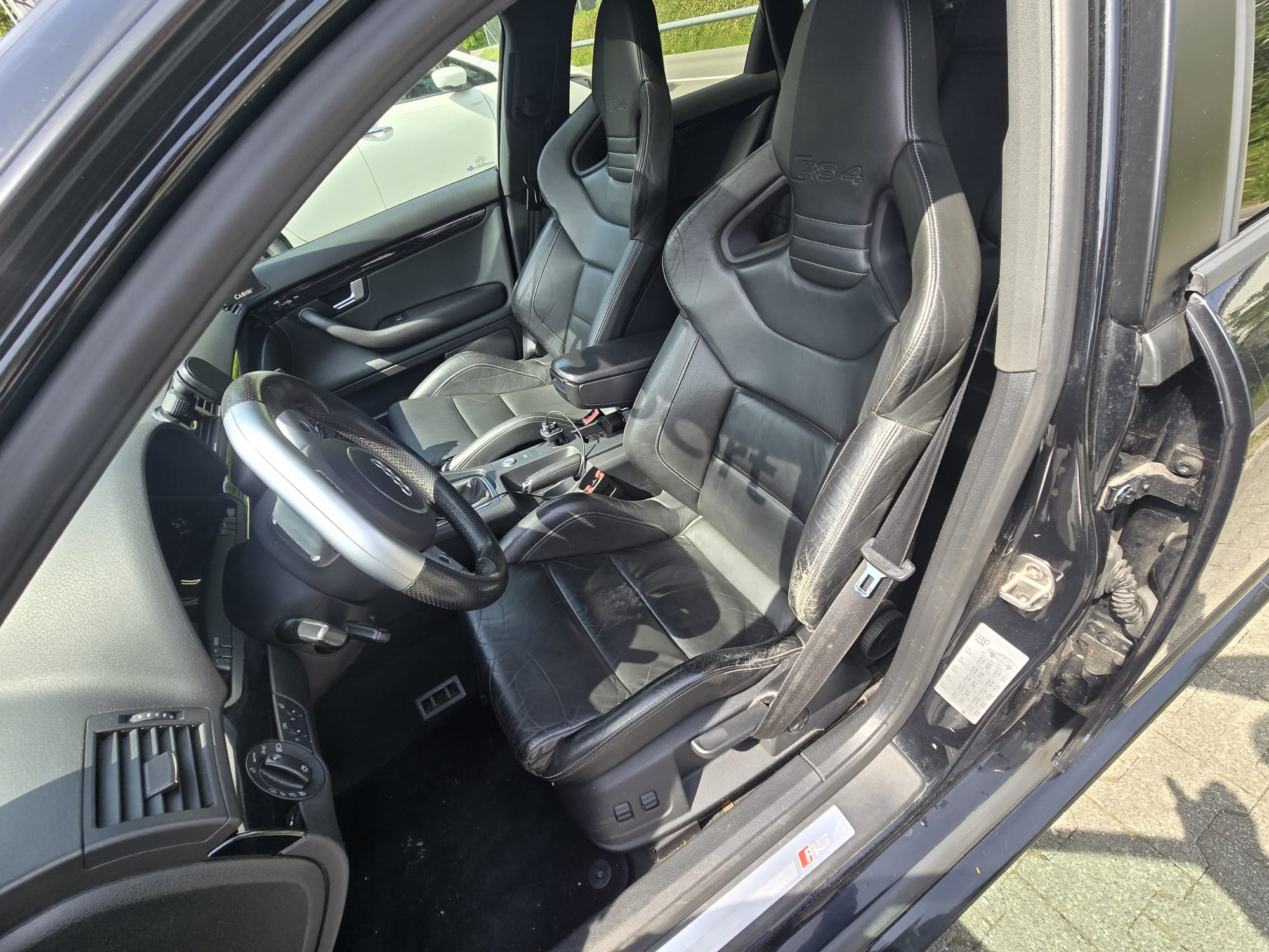 Audi RS4 Avant 4.2 V8 Quattro – Manual