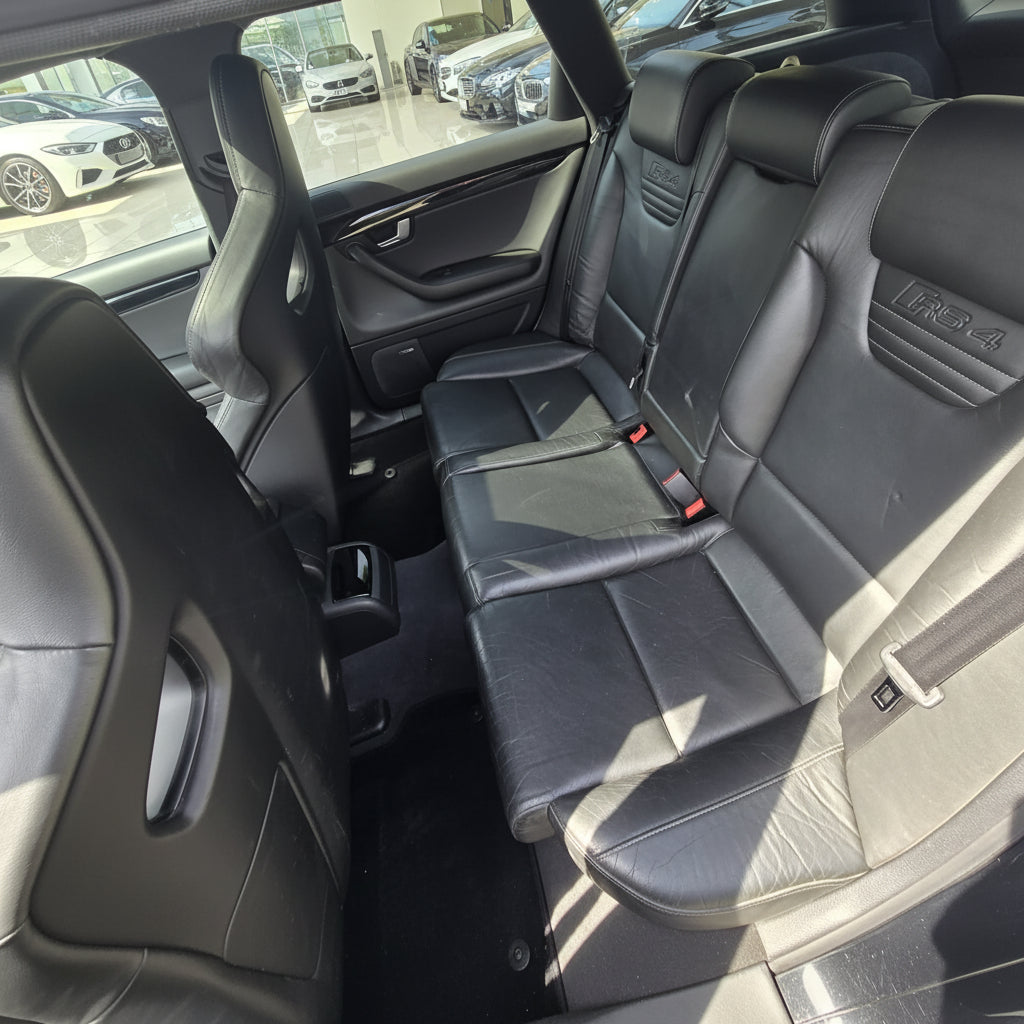 Audi RS4 Avant 4.2 V8 Quattro – Manual