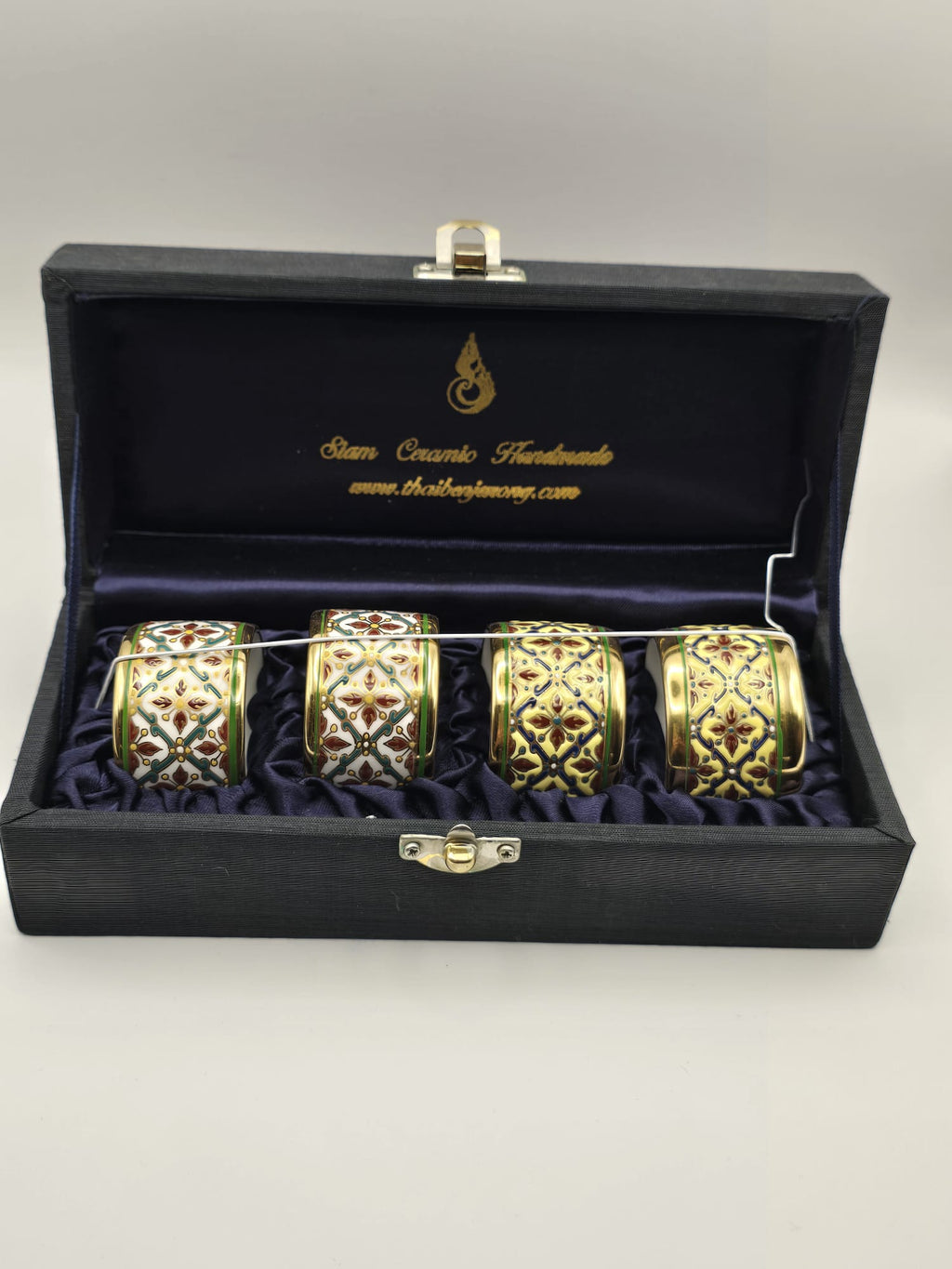 Siam Ceramic Handmade Serviettenringe 4-teilig Benjarong-Stil