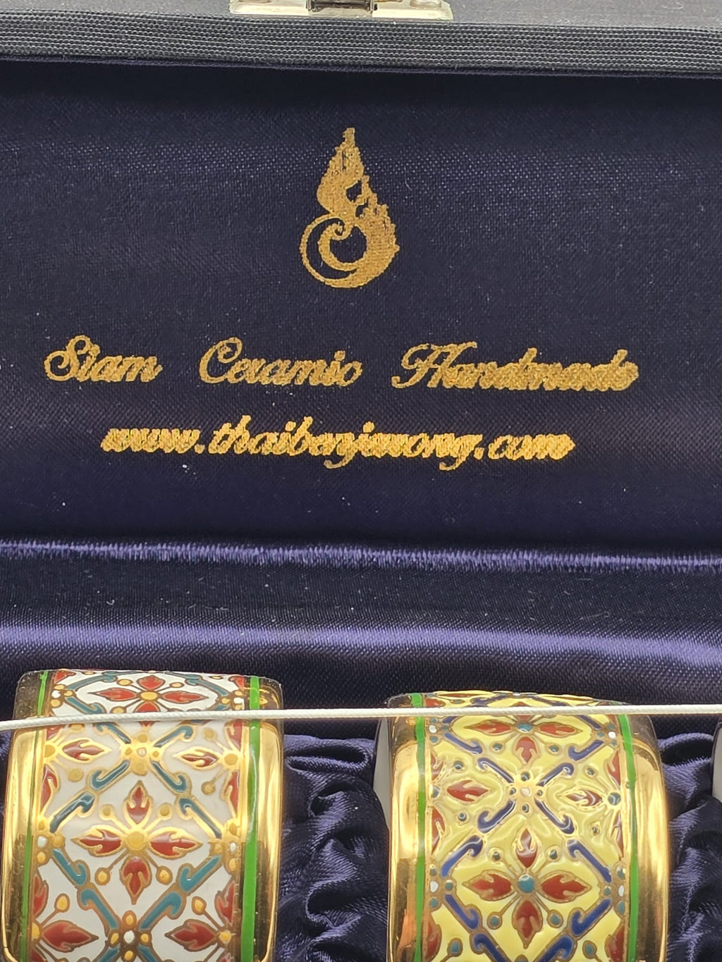 Siam Ceramic Handmade Serviettenringe 4-teilig Benjarong-Stil