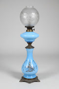 Antike Petroleumlampe Blauglas Handgemalt Schlossdekor