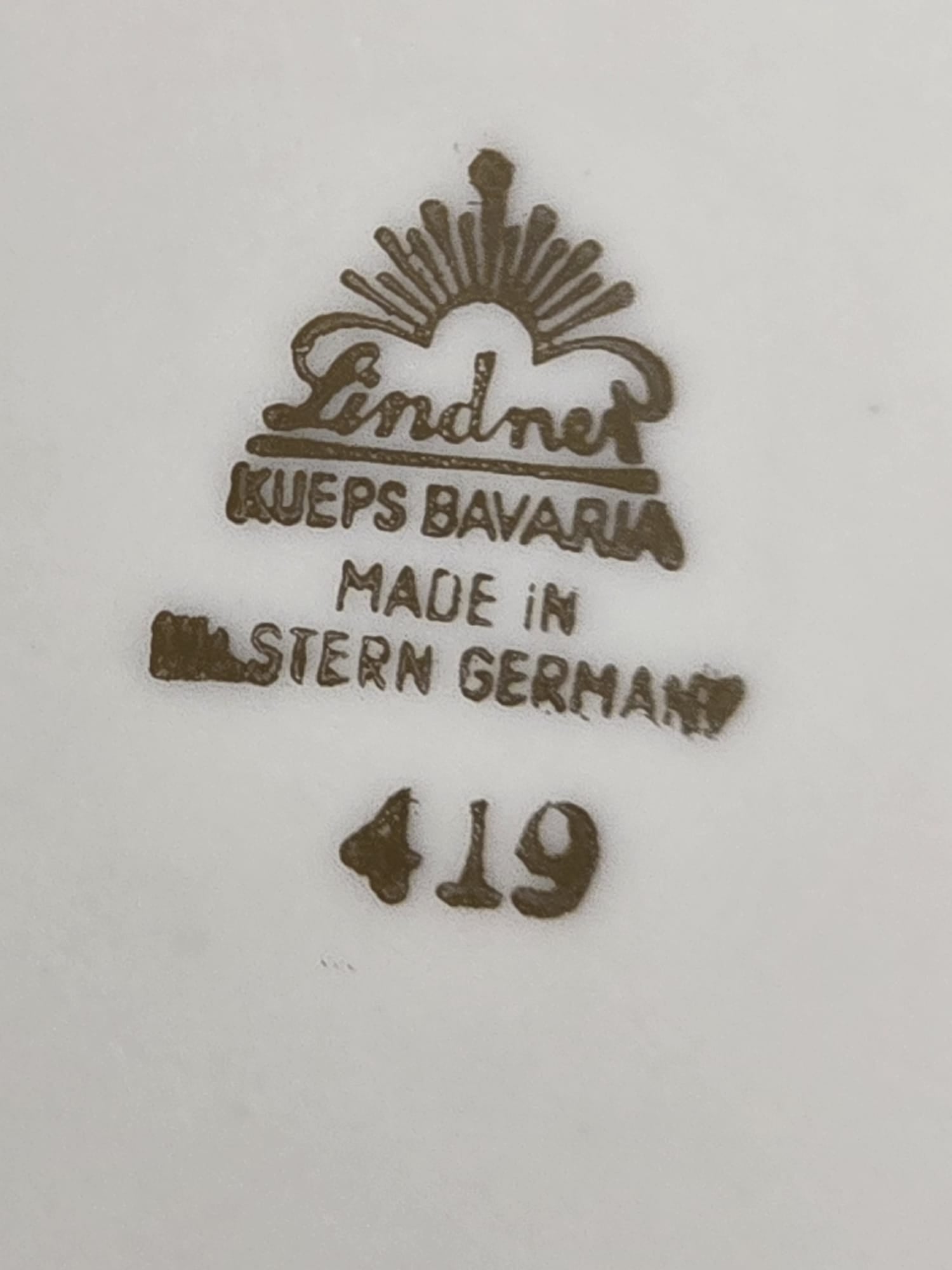 Lindner Kueps Bavaria Tasse mit Untertasse Blumendekor Gold