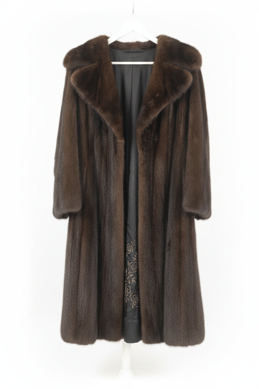 Luxury Vintage Fur Coat Dark Brown