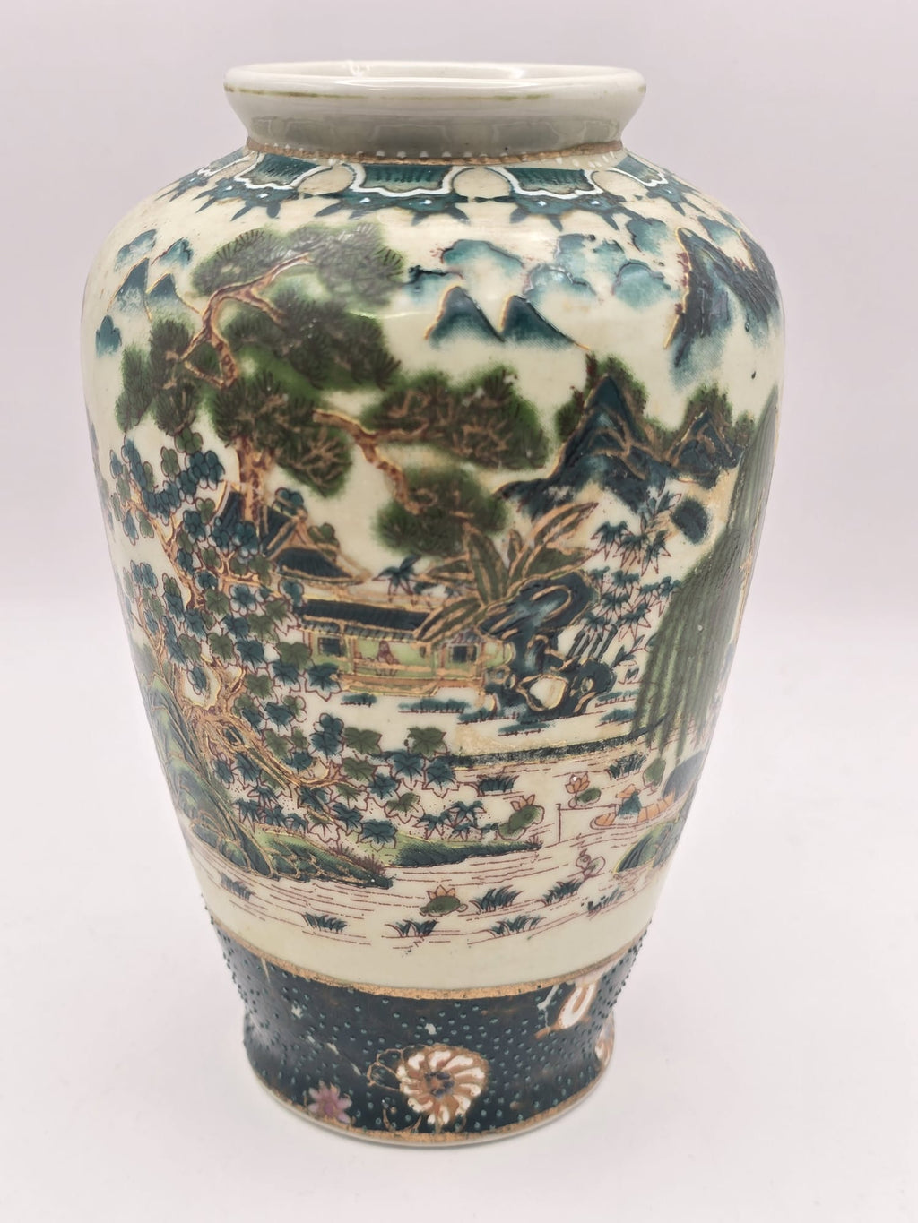 Vintage Chinese Porcelain Vase – Hand Painted Landscape Design