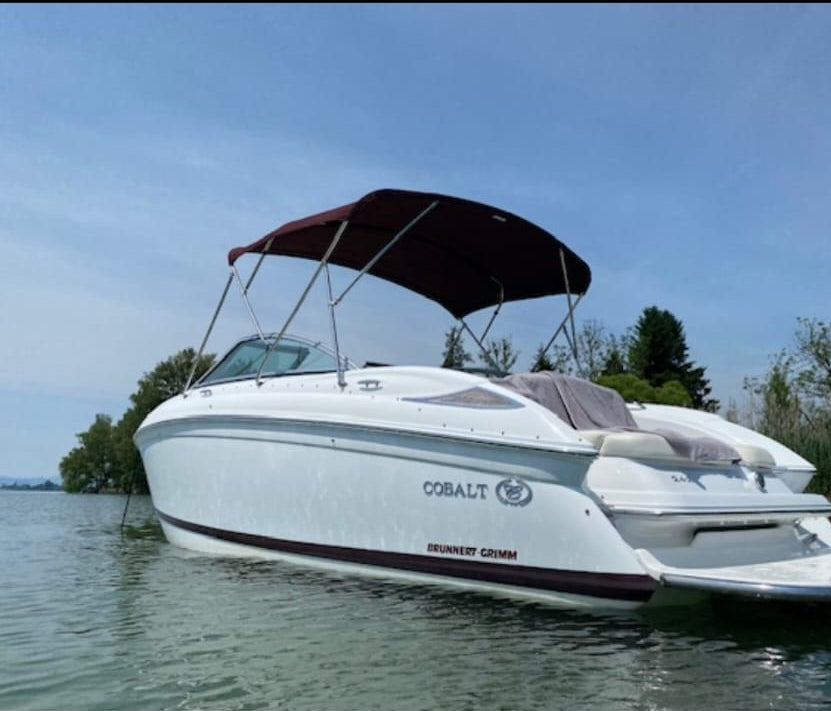 Motorboot COBALT 232