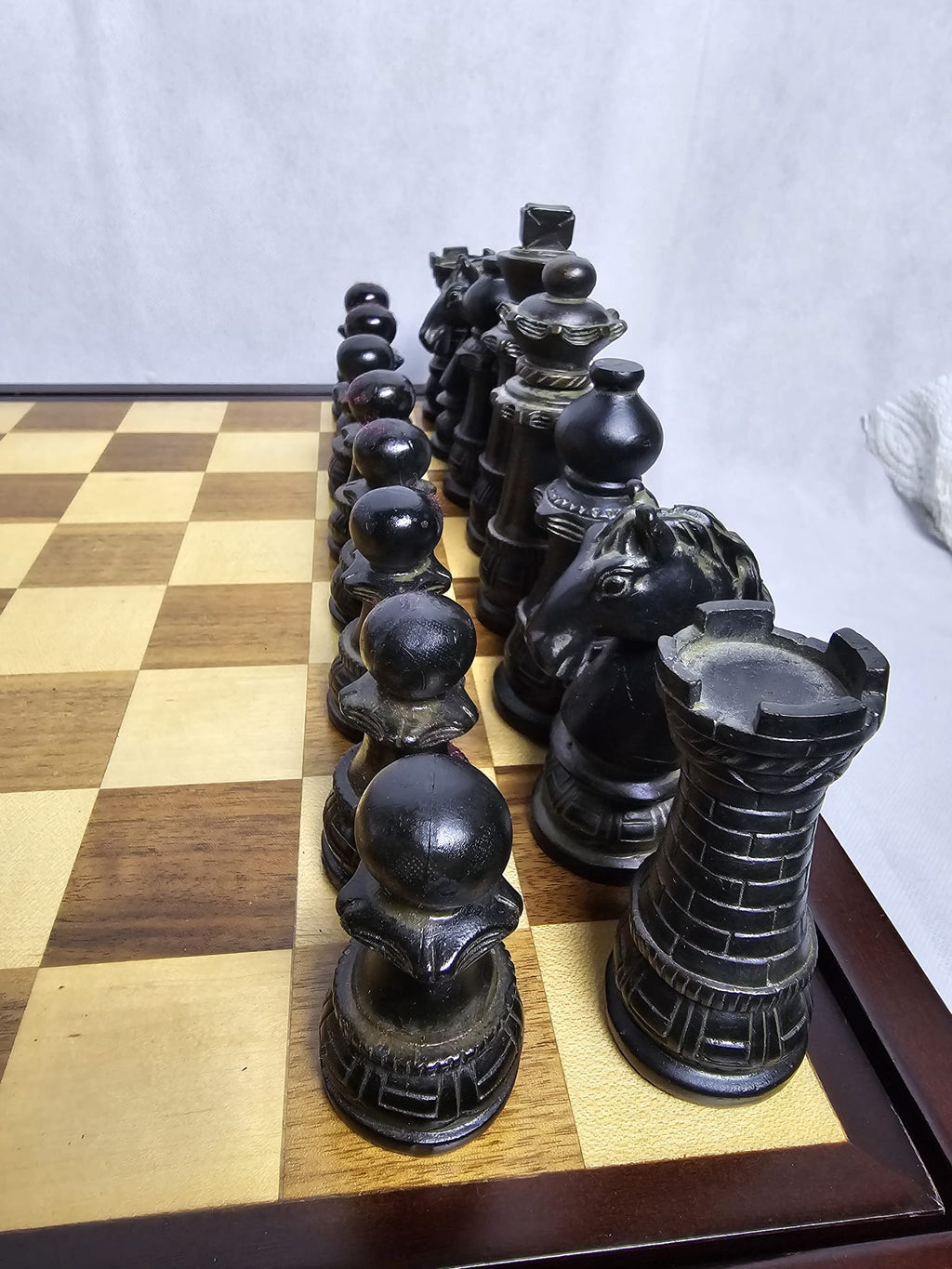 BOMBAY Luxury Chess & Backgammon Set