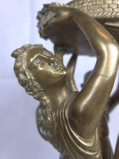 Antike Bronzeschale – Drei Grazien – Neoklassizistisch – Marmorsockel – 19. Jahrhundert
