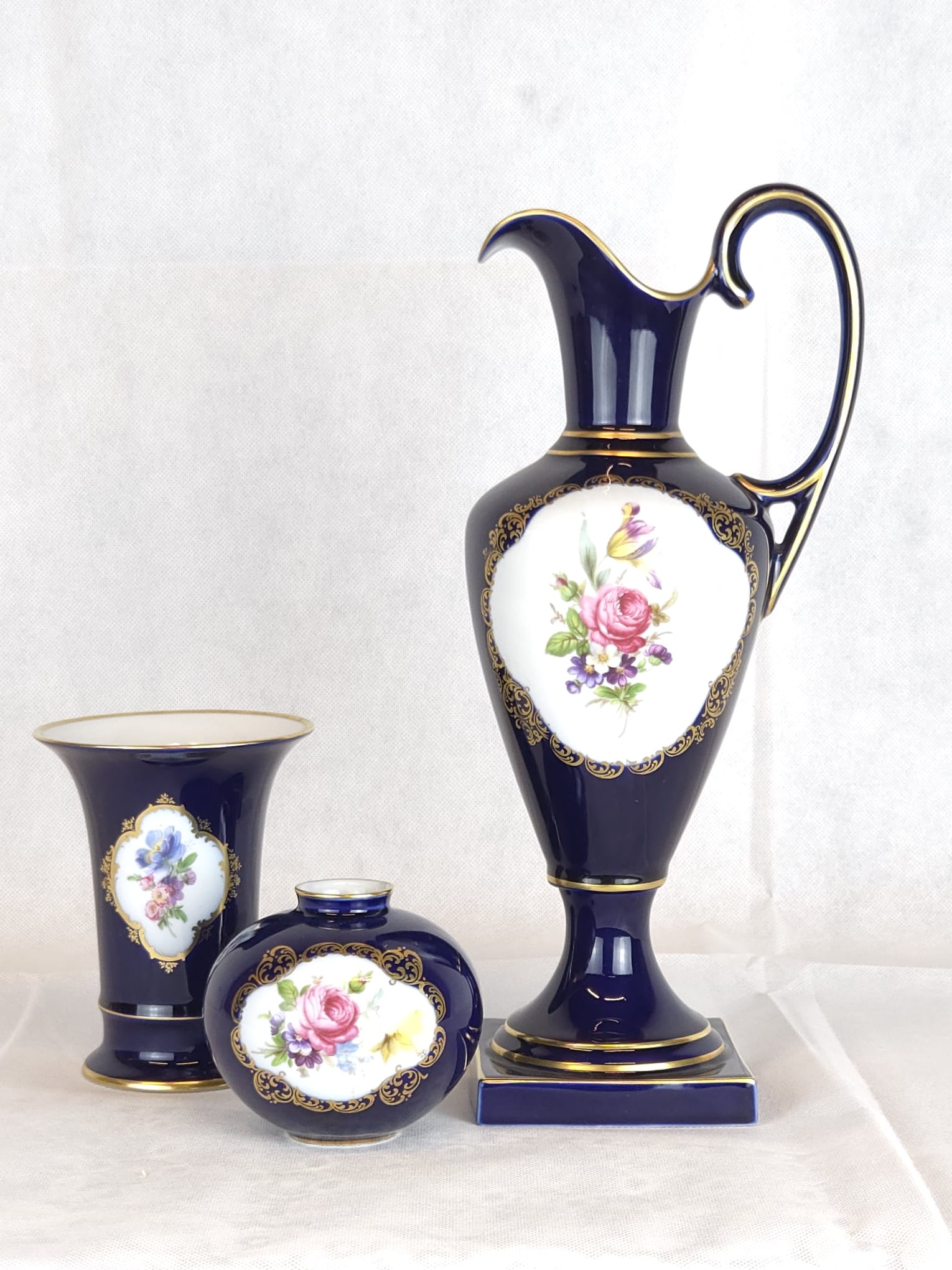 Deutsches Porzellan Set – 4-teilig – Kobaltblau & Gold – Weimar DDR + Lindner Bavaria – Handgemalt