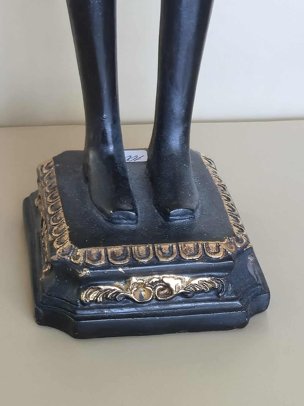 Katzen-Figuren-Uhr – Viktorianischer Offizier – Quarzuhr – Steampunk Dekoration – Handbemaltes Resin